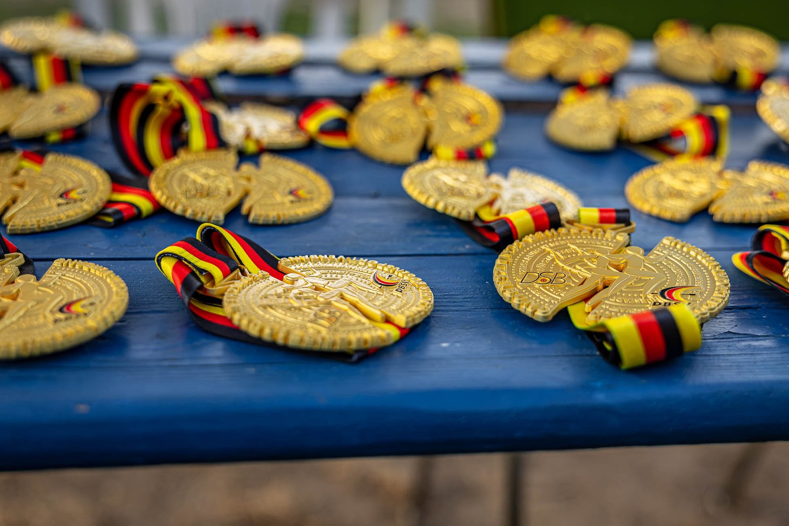 Goldmedaillien Deutsche Meisterschaft 2026 im Bogenlaufen in Bürstadt